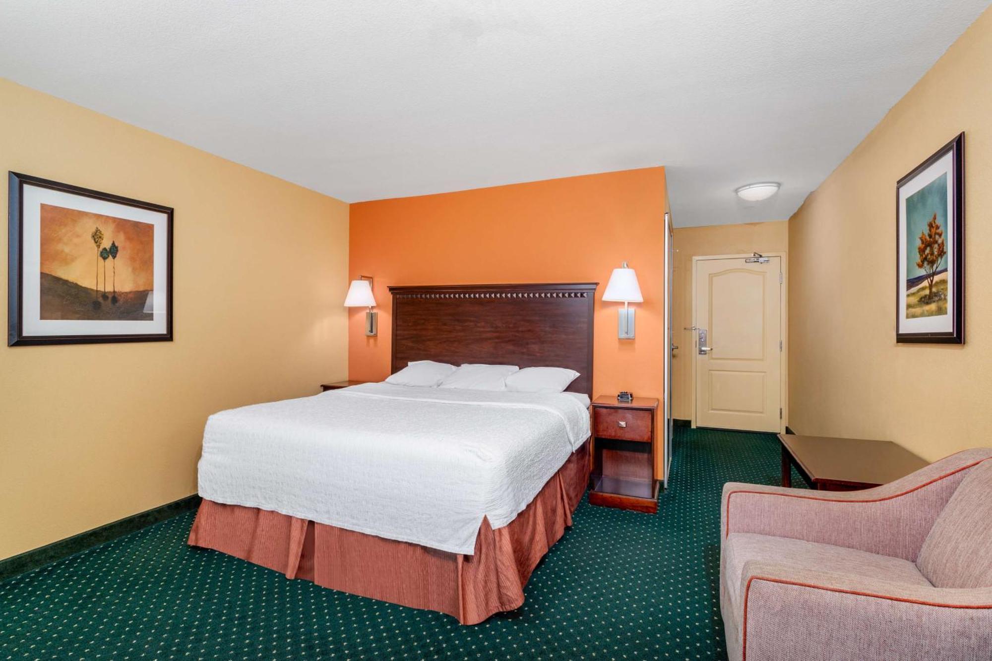 Hampton Inn & Suites Sacramento-Elk Grove Laguna I-5 Exterior photo